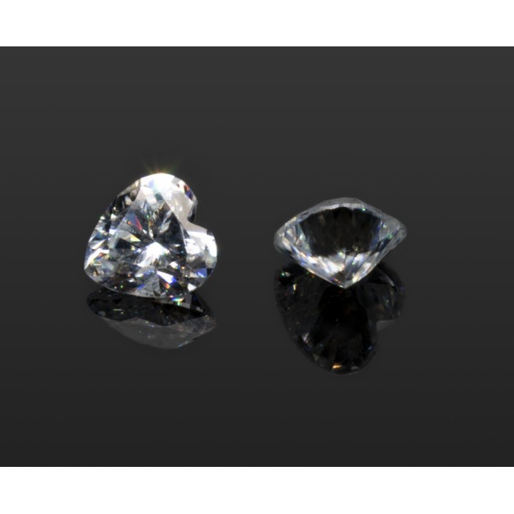 Corazón Gema Moissanite 6.5mm (1 Ct) Color D C/certificado