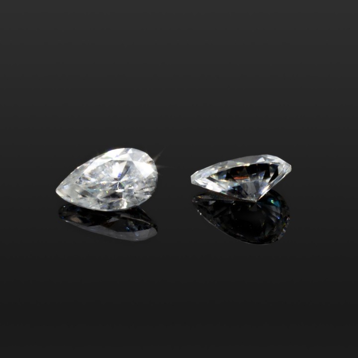 Gota Gema Moissanite 5x8mm (1 Ct) Color D C/certificado
