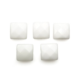 Piedra Natural 10mm Cuadro Facetado Syn White