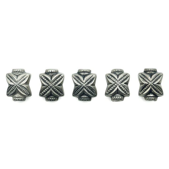 Barril con flor 16x13mm de plastico para collar pulsera y aretes
