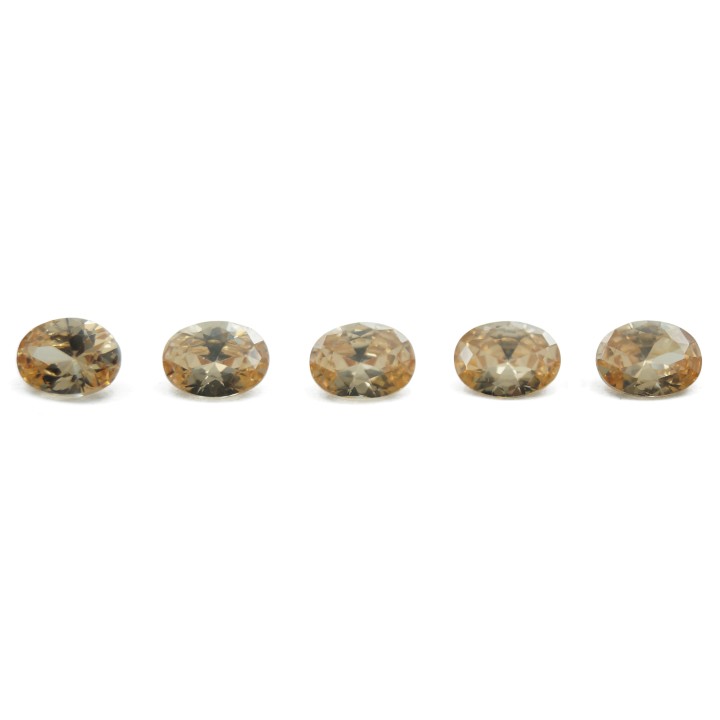 Zirconia de 12x8mm Forma oval Empaque de 50pz