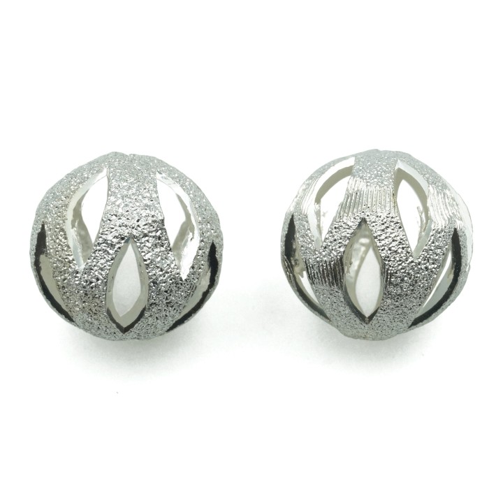 Bola perforada 14 mm de laton para collar y pulsera