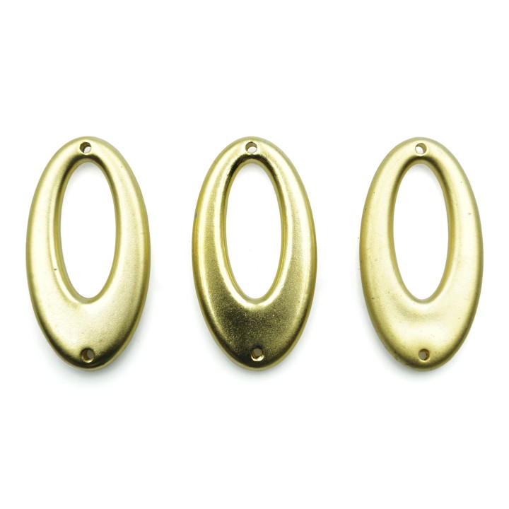 Argolla con 2 perforaciones 41x25mm de plastico para collar y pulsera