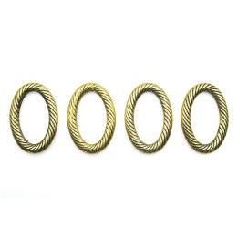 Argolla rayada 36x25mm de plastico para collar y pulsera