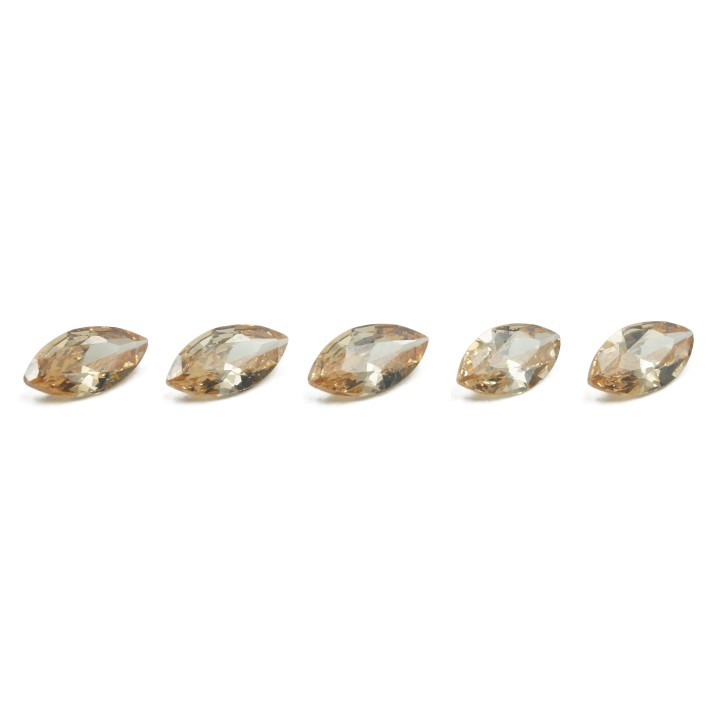 Zirconia de 8x4mm Forma navet Empaque de 100pz