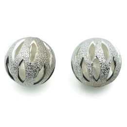 Bola perforada 18 mm de laton para collar y pulsera