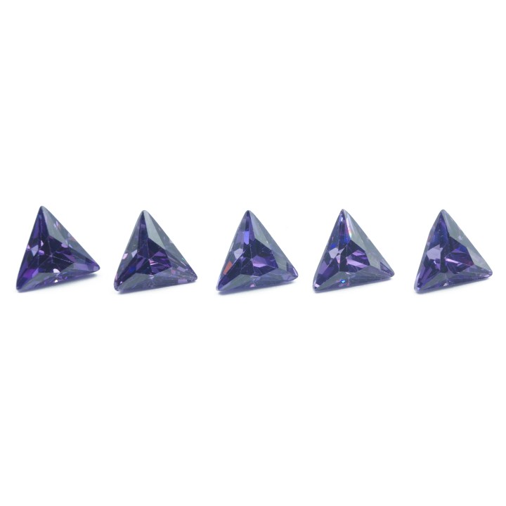 Zirconia 8X8mm triangulo