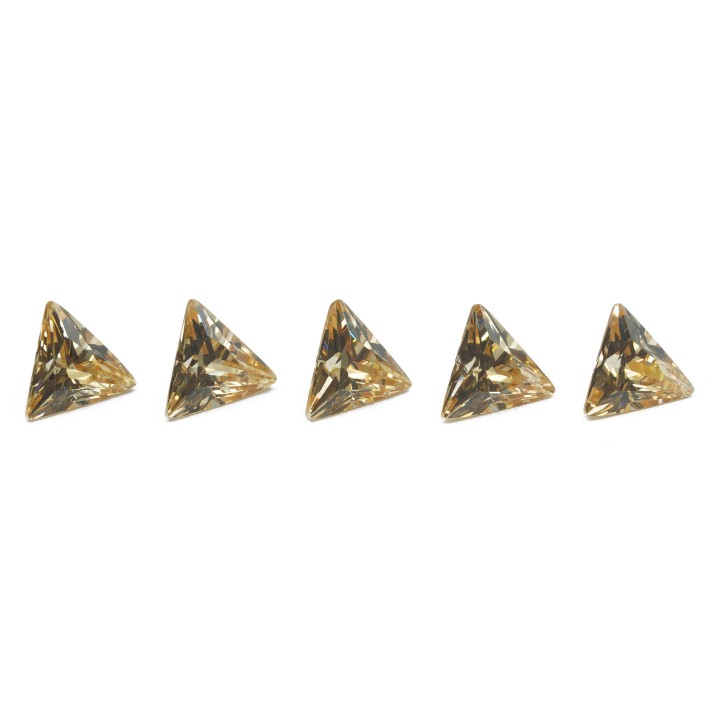 Zirconia 10X10mm triangulo